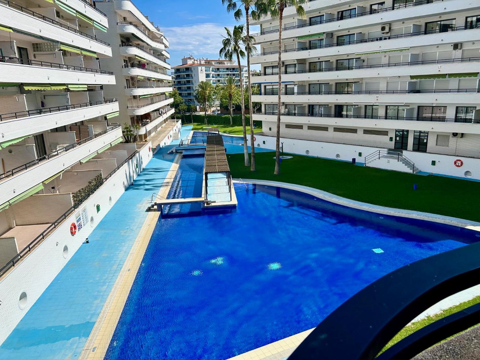 Apartamentos Aventura Salou Eksteriør billede